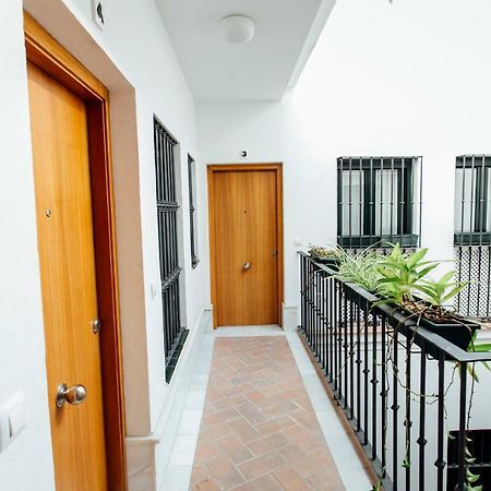 Ferienwohnung Bright Duplex W/ Terrace Sevilla Exterior foto