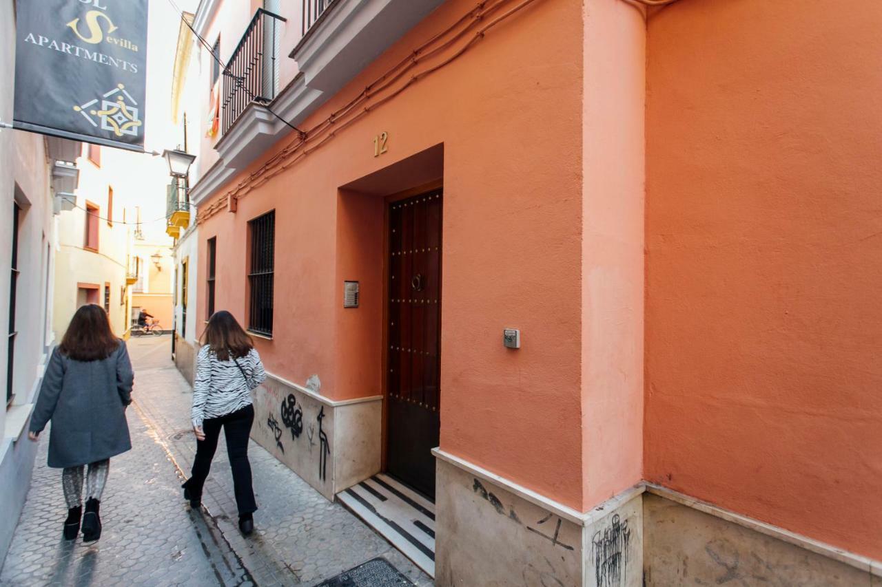Ferienwohnung Bright Duplex W/ Terrace Sevilla Exterior foto