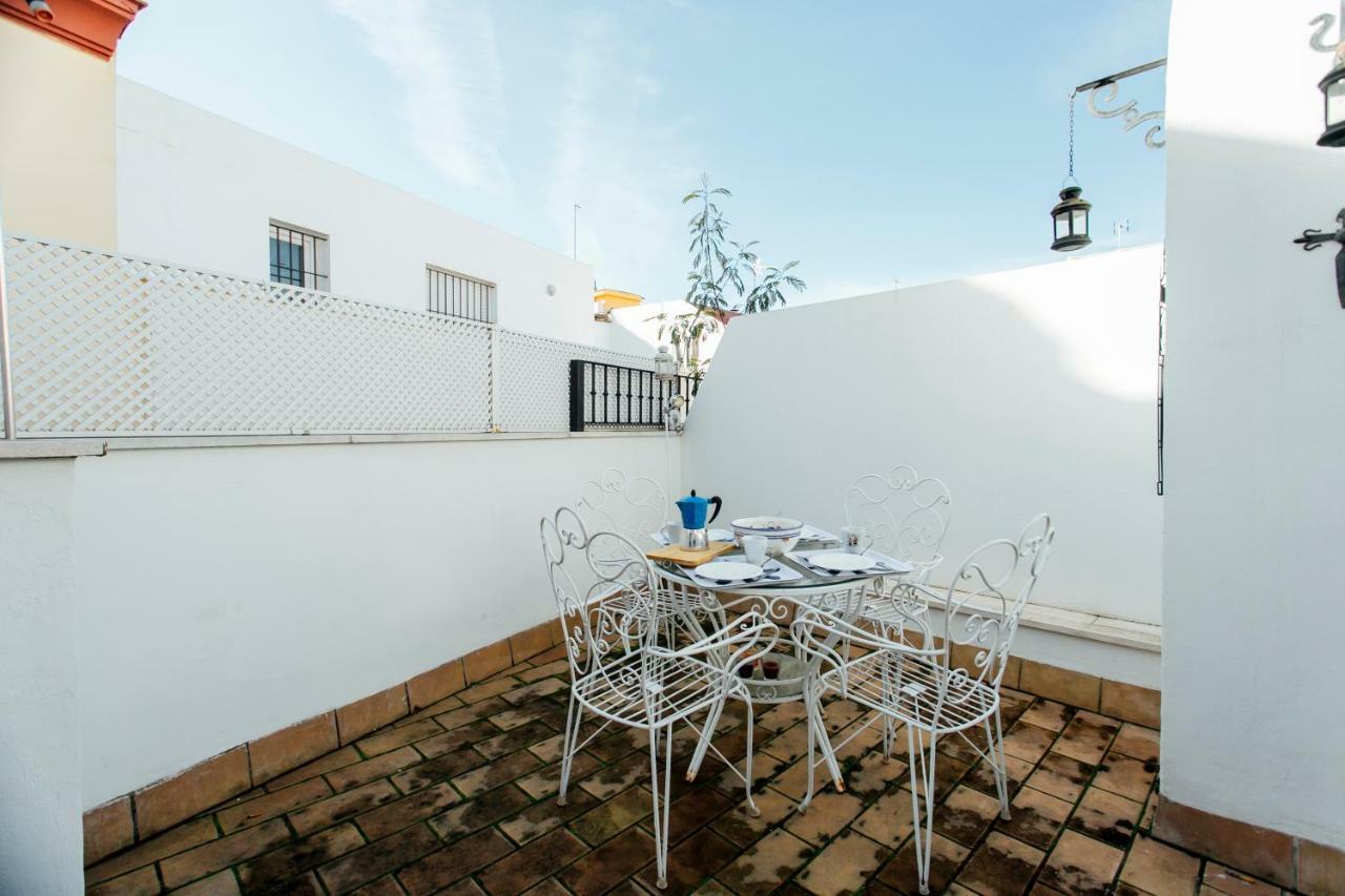 Ferienwohnung Bright Duplex W/ Terrace Sevilla Exterior foto